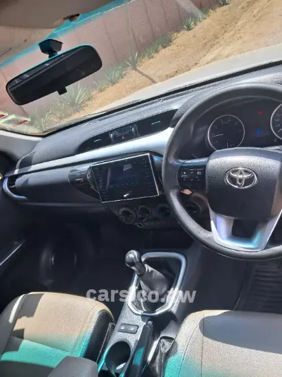 Picture of Toyota Hilux Revo 2016