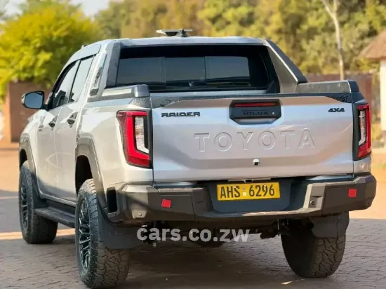 Picture of Toyota Hilux 2025