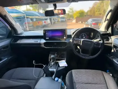 Picture of Toyota Hilux 2025