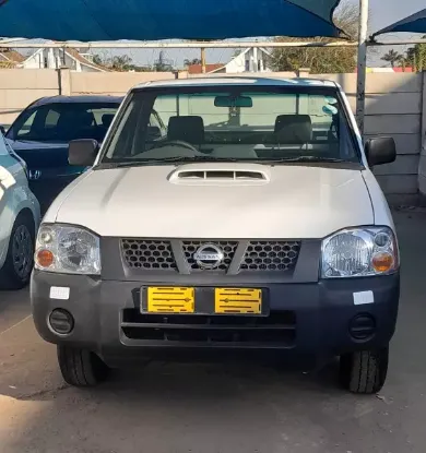 Picture of Nissan Hardbody 2017