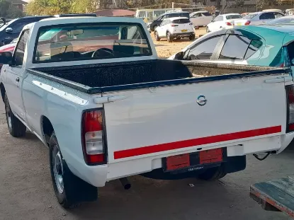 Picture of Nissan Hardbody 2017