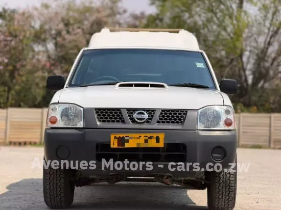 Picture of Nissan NP300 2019