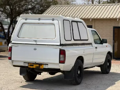 Picture of Nissan NP300 2019