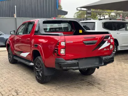 Picture of Toyota Hilux 2022