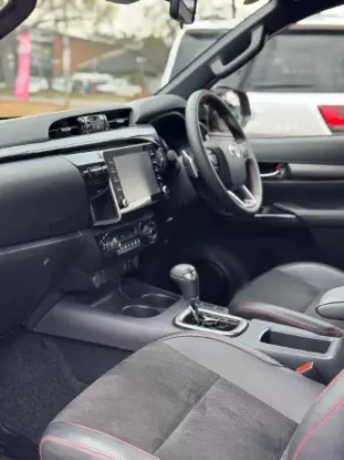 Picture of Toyota Hilux 2022