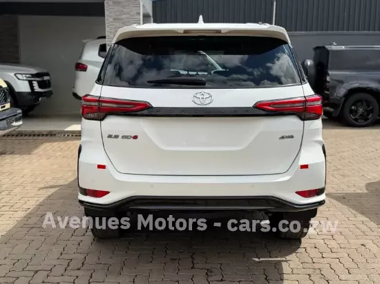 Picture of Toyota Fortuner 2023