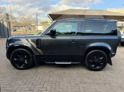 Picture of Land Rover Defender 2023