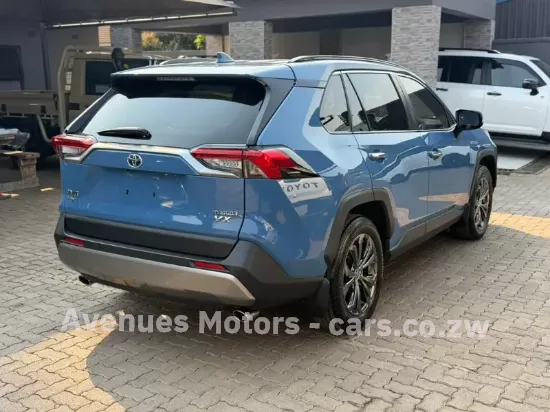 Picture of Toyota Rav4 2023