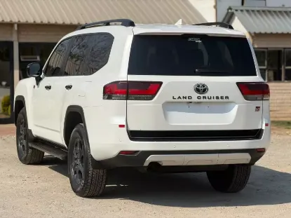 Picture of Toyota Land Cruiser 2023