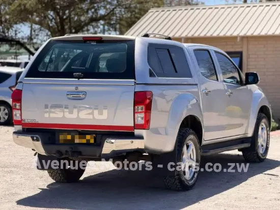 Picture of Isuzu KB300 2018