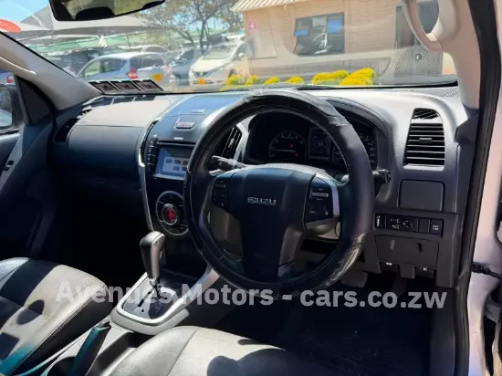Picture of Isuzu KB300 2018