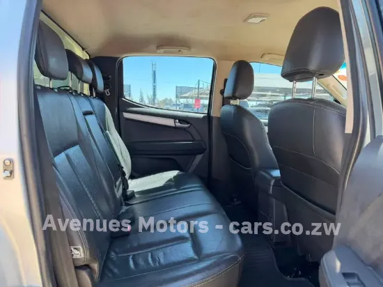 Picture of Isuzu KB300 2018