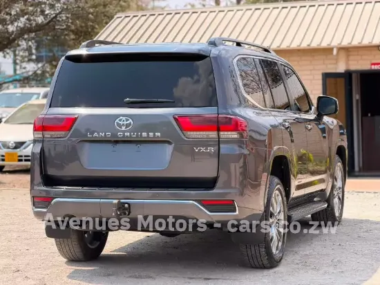 Picture of Toyota Land Cruiser 2023