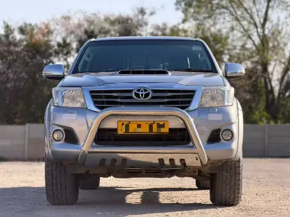 Picture of Toyota Hilux 2015