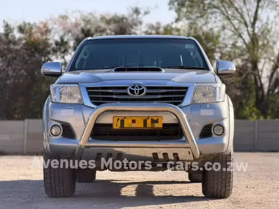 Picture of Toyota Hilux 2015