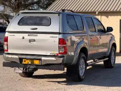 Picture of Toyota Hilux 2015