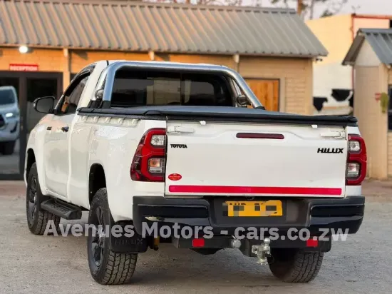 Picture of Toyota Hilux 2016