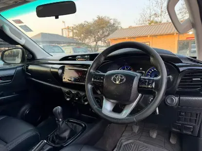 Picture of Toyota Hilux 2016