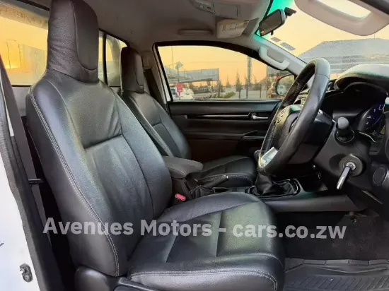 Picture of Toyota Hilux 2016