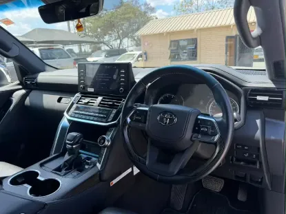 Picture of Toyota Land Cruiser 2023