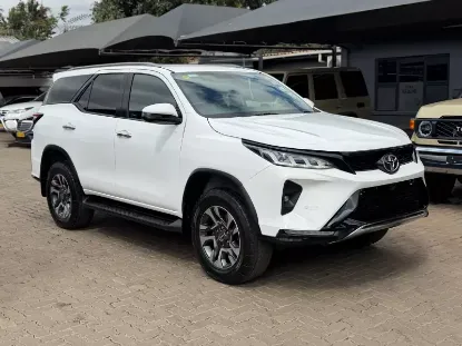 Picture of Toyota Fortuner 2023