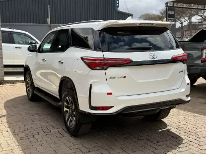 Picture of Toyota Fortuner 2023