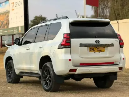 Picture of Toyota Prado 2023