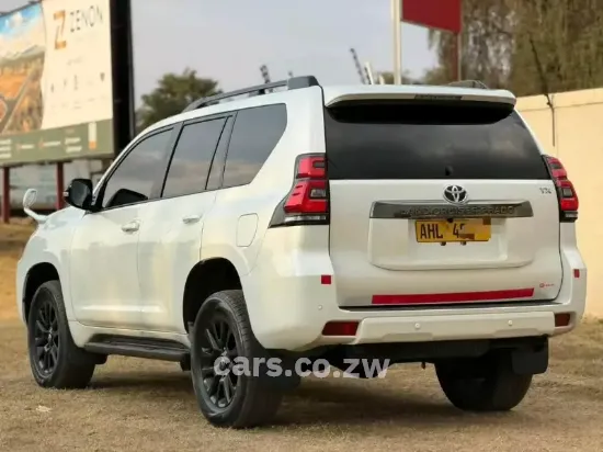 Picture of Toyota Prado 2023