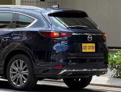 Picture of 3 seat row Mazda CX-8 for hire!