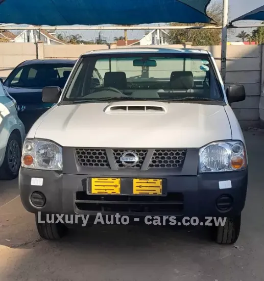 Picture of Nissan Hardbody 2017
