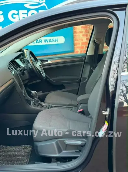 Picture of VW Golf 2018