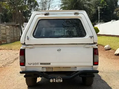 Picture of Nissan NP300 2017