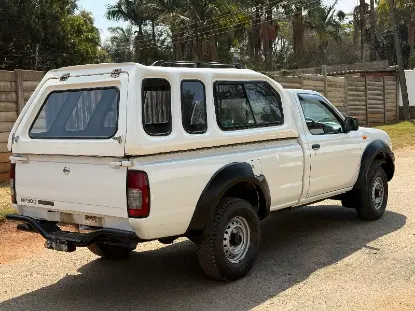 Picture of Nissan NP300 2017