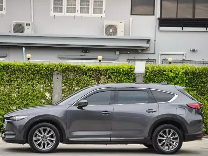 Picture of 3 seat row Mazda CX-8 for hire!