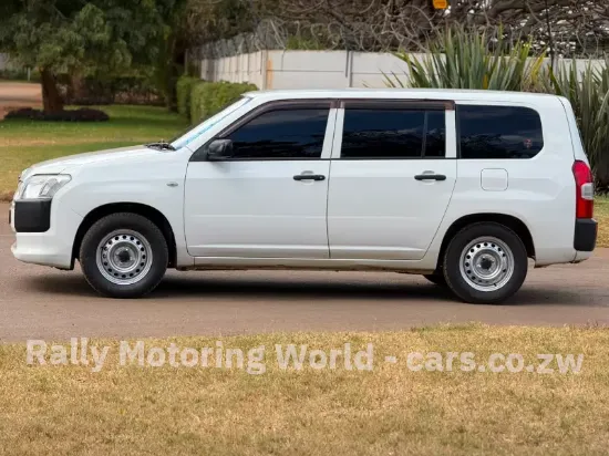 Picture of Toyota Probox 2015