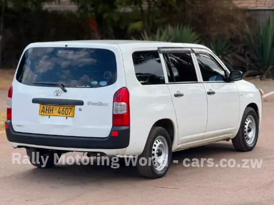 Picture of Toyota Probox 2015