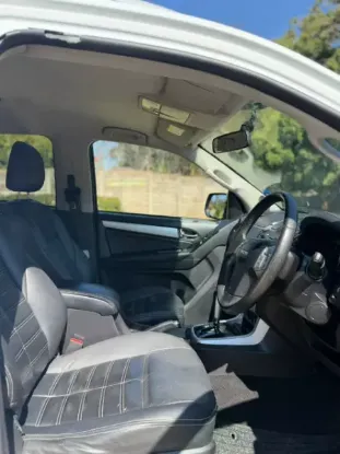 Picture of Isuzu Mu-X 2019