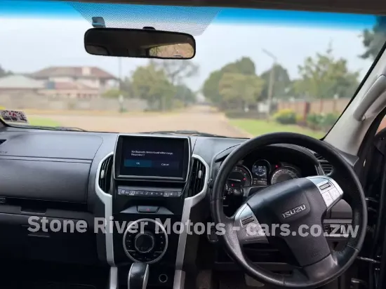Picture of Isuzu Mu-X 2019