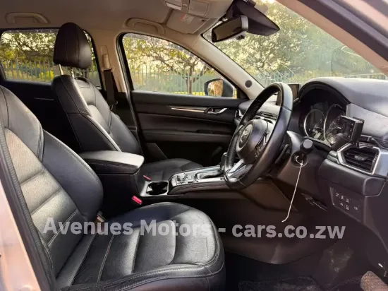 Picture of Mazda CX-5 2017