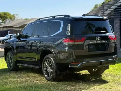 Picture of Toyota Land Cruiser 2023