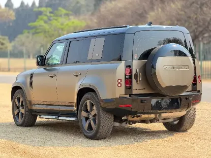 Picture of Land Rover Defender 2024