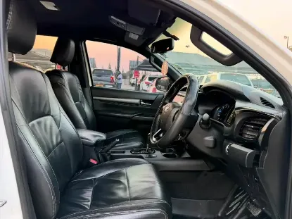 Picture of Toyota Hilux 2020
