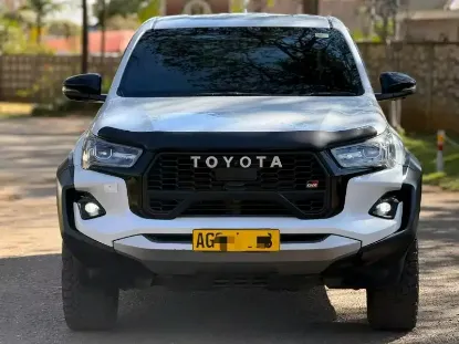 Picture of Toyota Hilux 2025