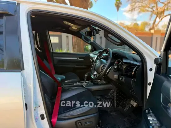 Picture of Toyota Hilux 2025