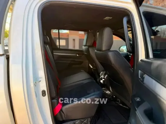 Picture of Toyota Hilux 2025