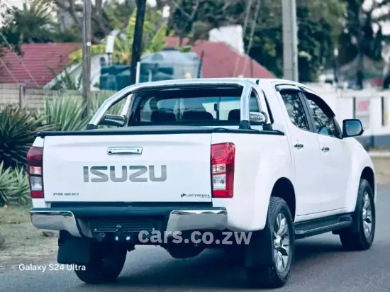 Picture of Isuzu KB300 2017