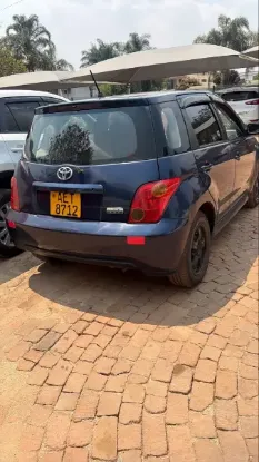 Picture of Toyota IST 2008