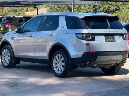 Picture of Land Rover Discovery 2016