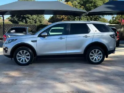 Picture of Land Rover Discovery 2016