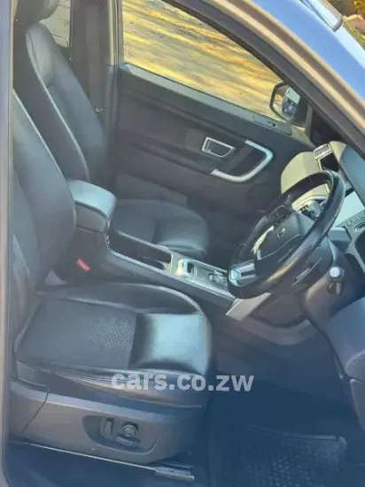 Picture of Land Rover Discovery 2016